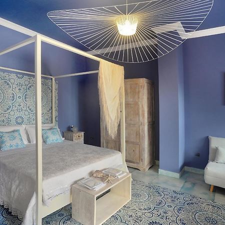 Donna Filomena Casa Vacanza Di Charme ซาแลร์โน ภายนอก รูปภาพ