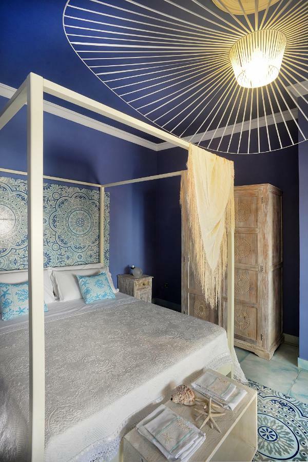 Donna Filomena Casa Vacanza Di Charme ซาแลร์โน ภายนอก รูปภาพ